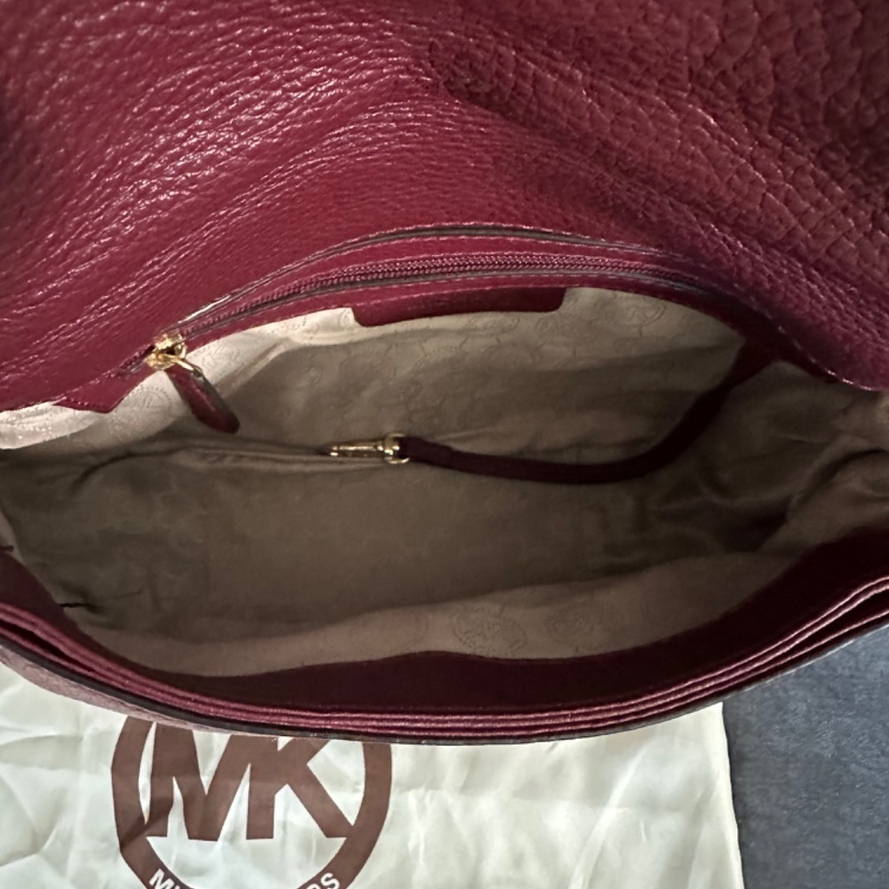 Michael Kors handbag - Picture 2 of 4